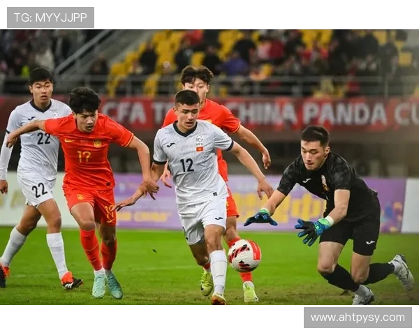 足球明星叶尔杰提的传奇之路与辉煌成就全景回顾